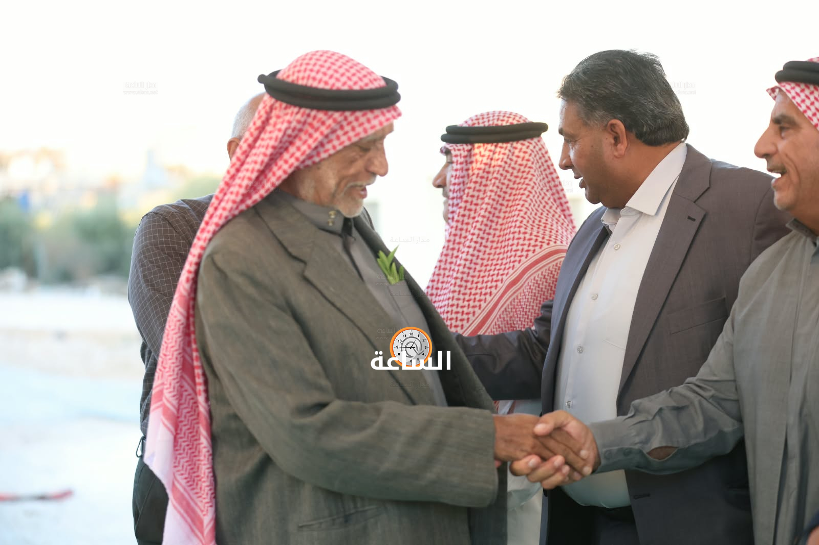 Madar Al-Saa Images 0.22675823845383647