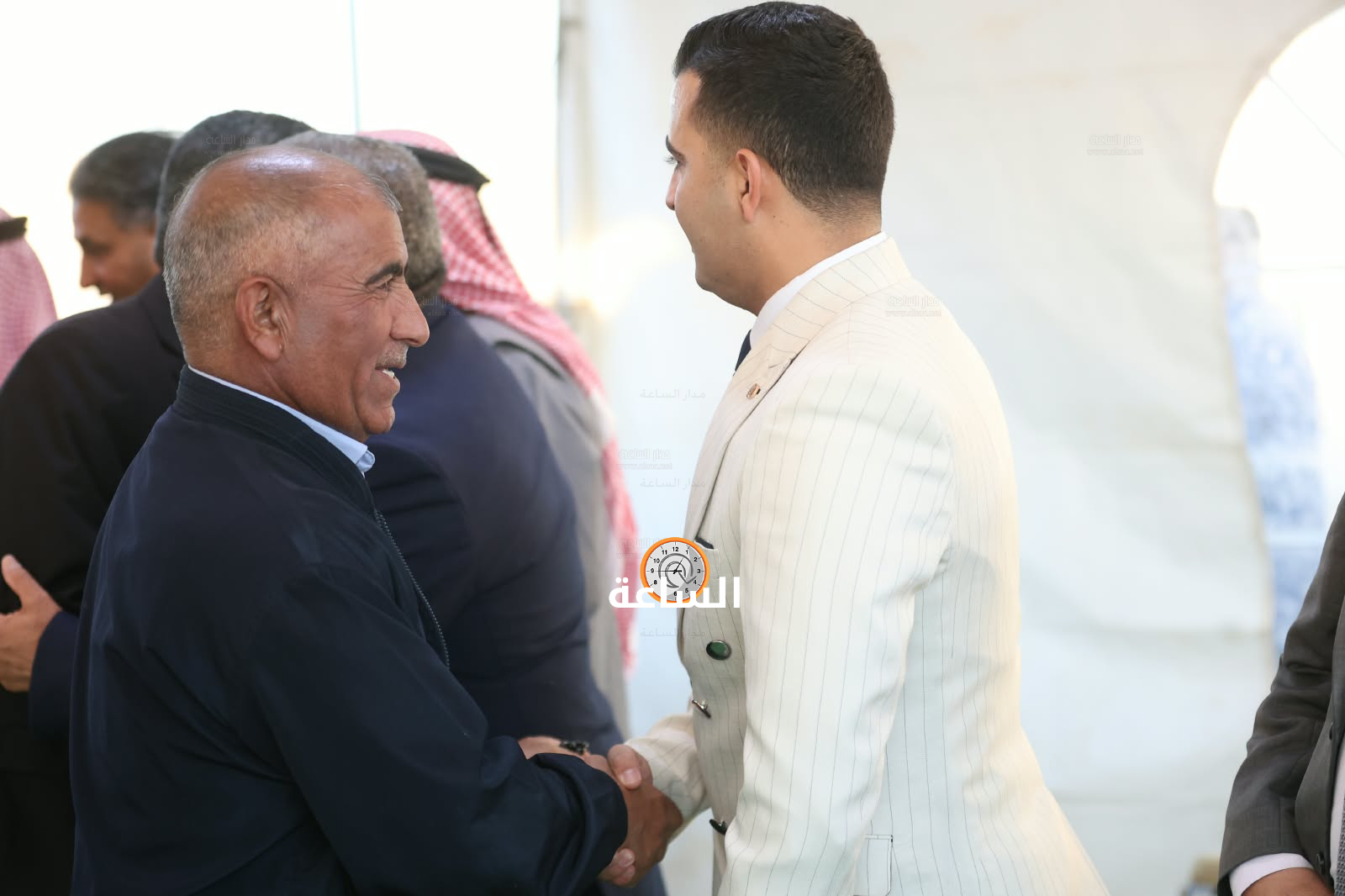 Madar Al-Saa Images 0.42701063088326485