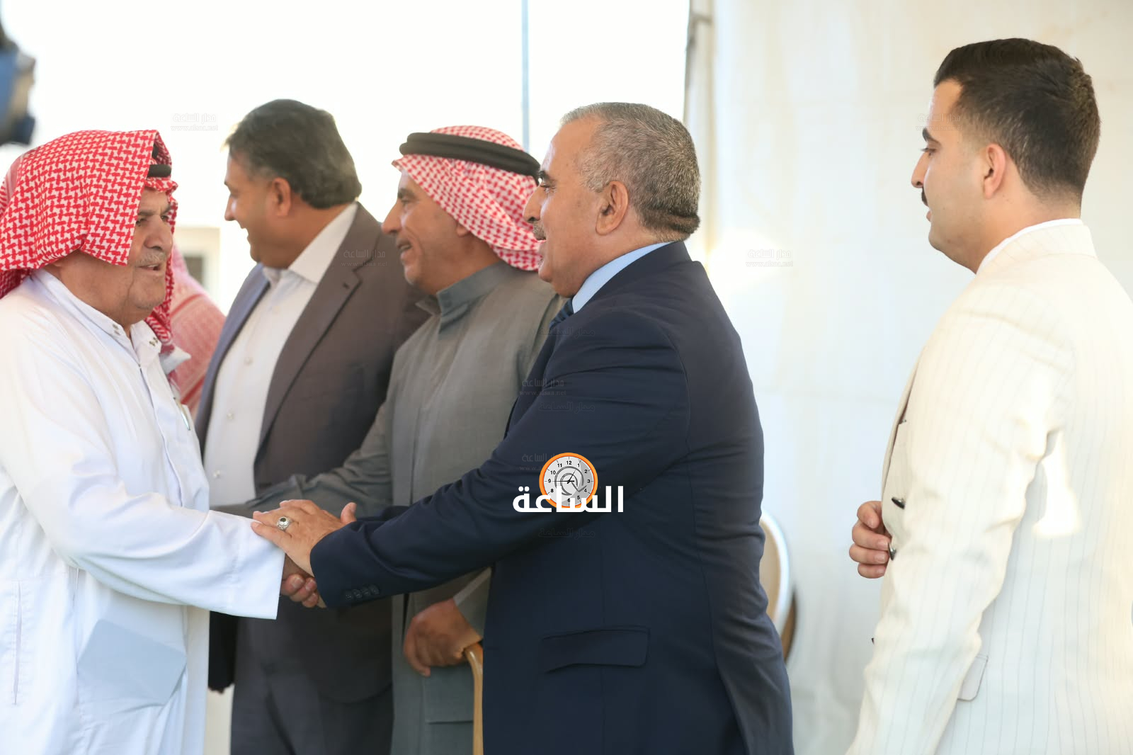 Madar Al-Saa Images 0.4319751314406476