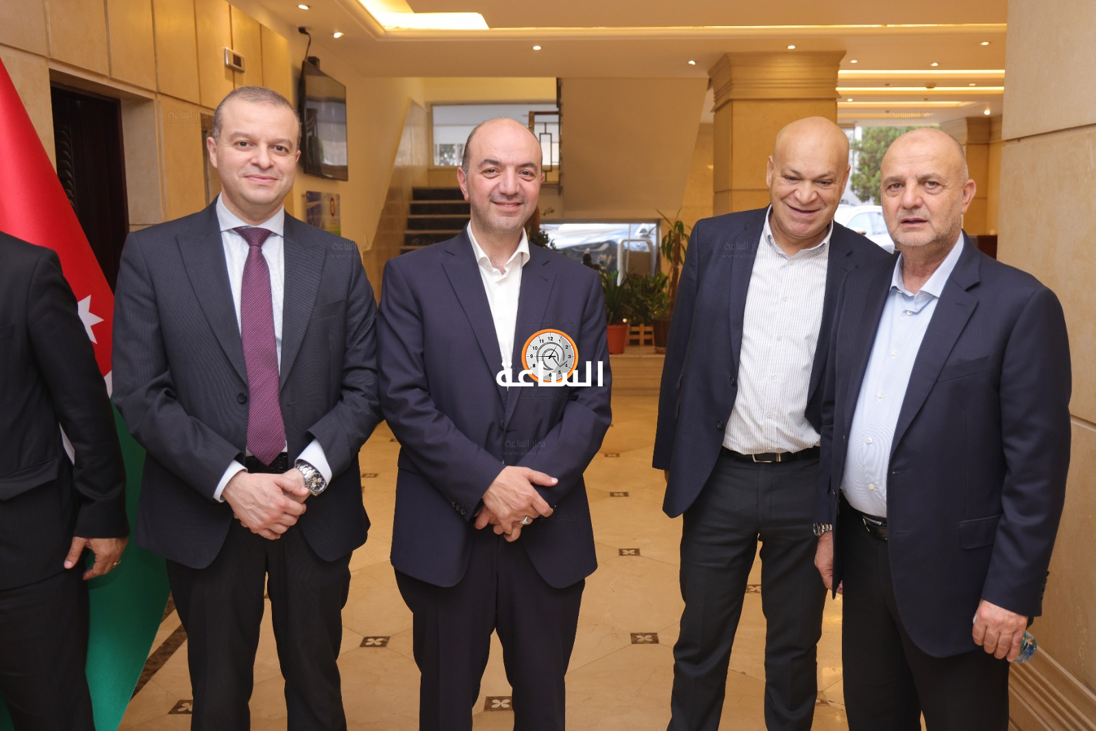 Madar Al-Saa Images 0.7813420641147764