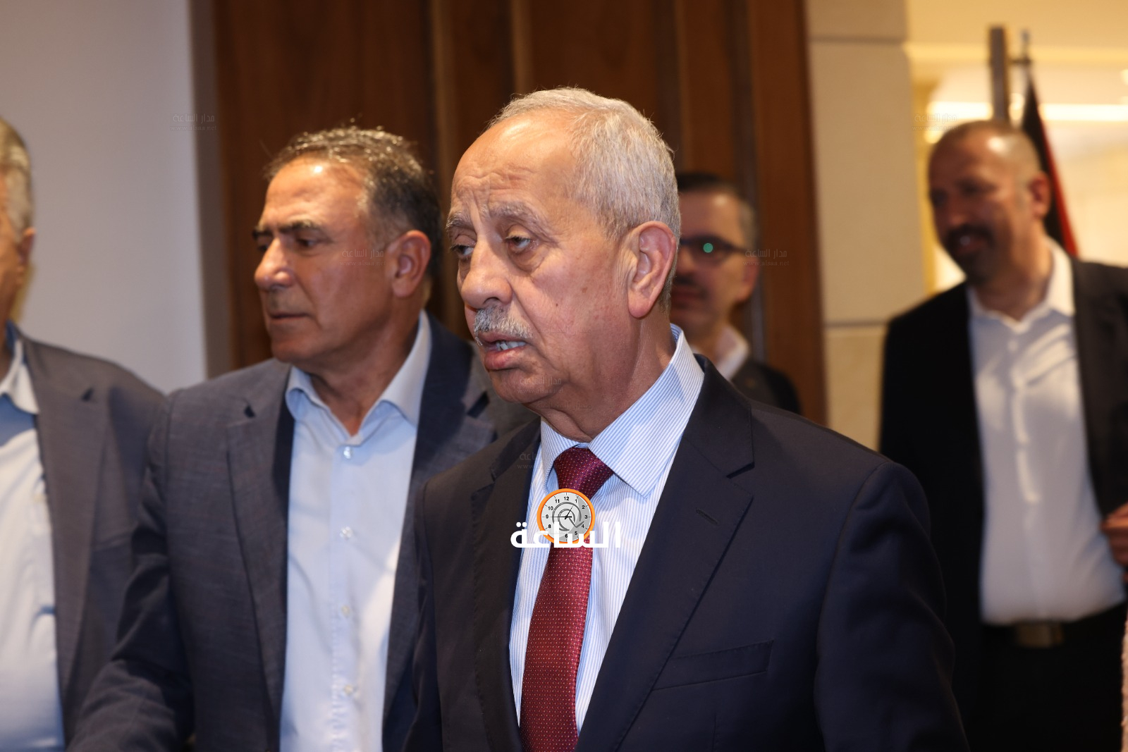 Madar Al-Saa Images 0.04457476737102384