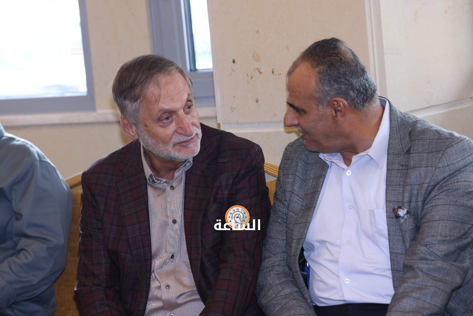 Madar Al-Saa Images 0.5977217574115504