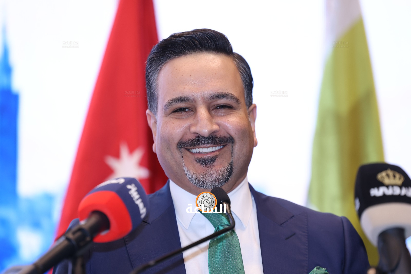 Madar Al-Saa Images 0.8100003392449918