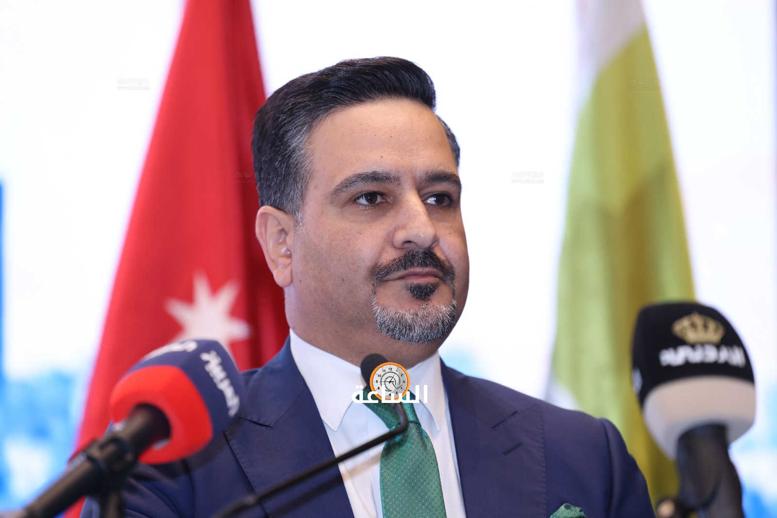 Madar Al-Saa Images 0.14993728517898597