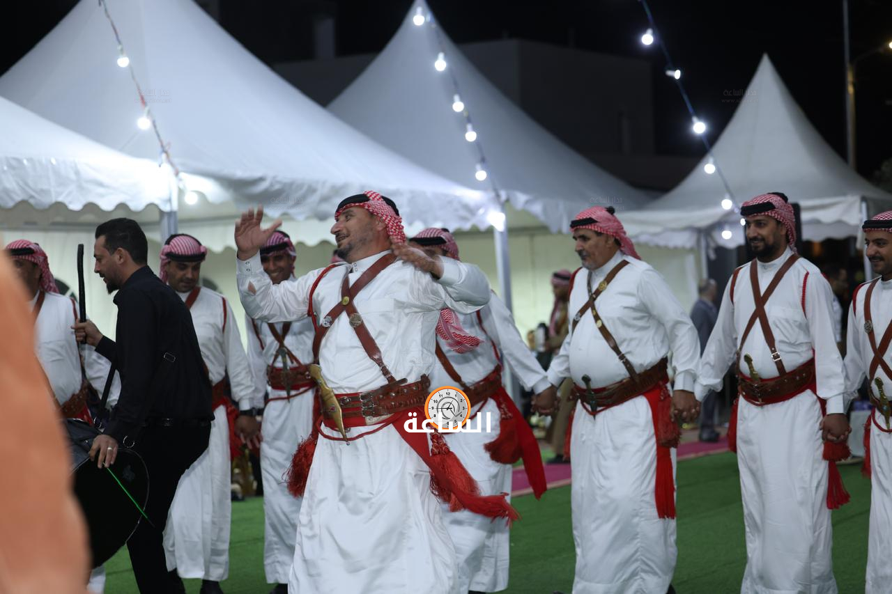 Madar Al-Saa Images 0.7358765200816108