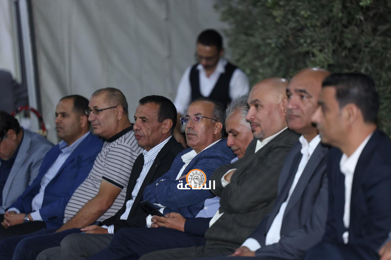 Madar Al-Saa Images 0.06976016293463982