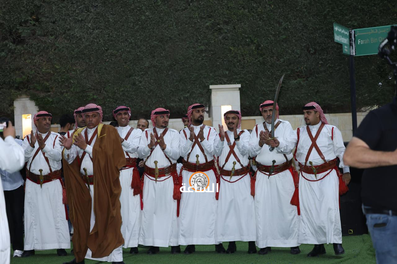 Madar Al-Saa Images 0.008275502420454939