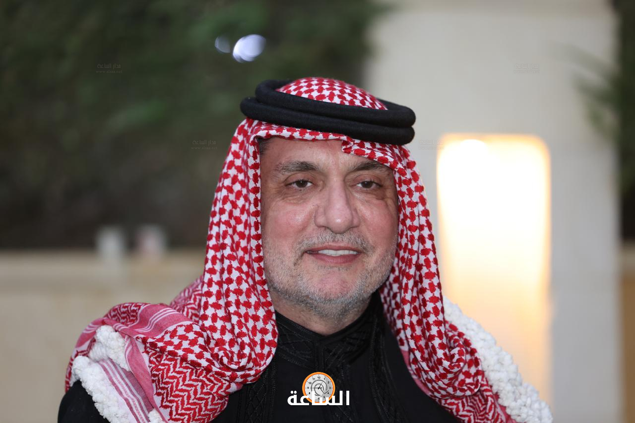 Madar Al-Saa Images 0.3733345841568039