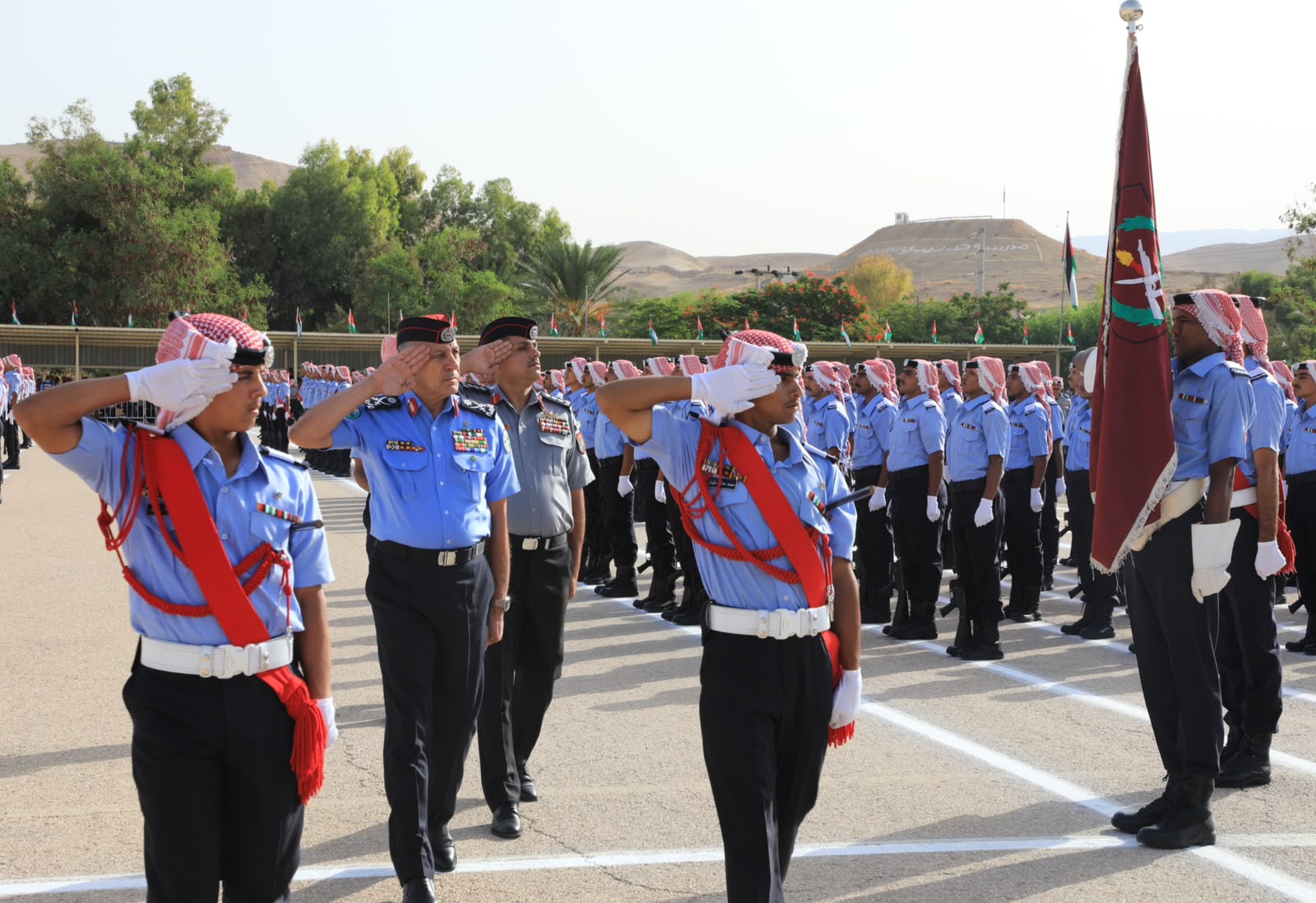 Madar Al-Saa Images 0.5743825117578412