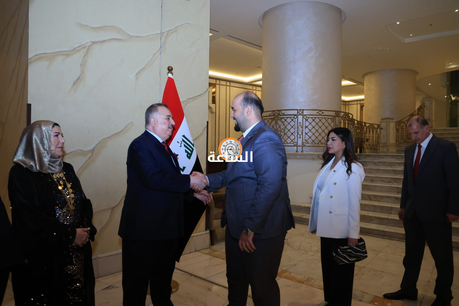 Madar Al-Saa Images 0.3229360282080751