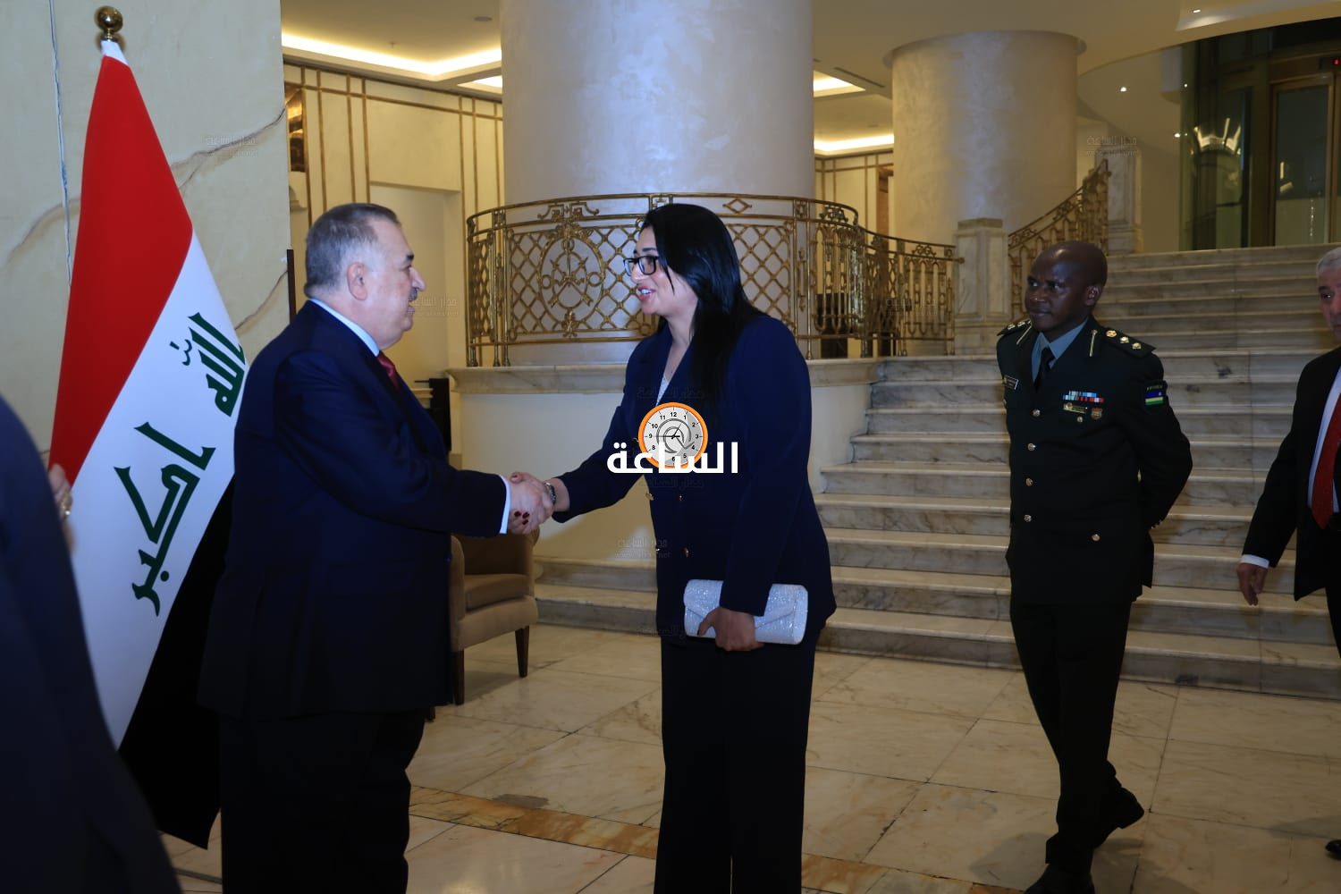 Madar Al-Saa Images 0.47999028930183263