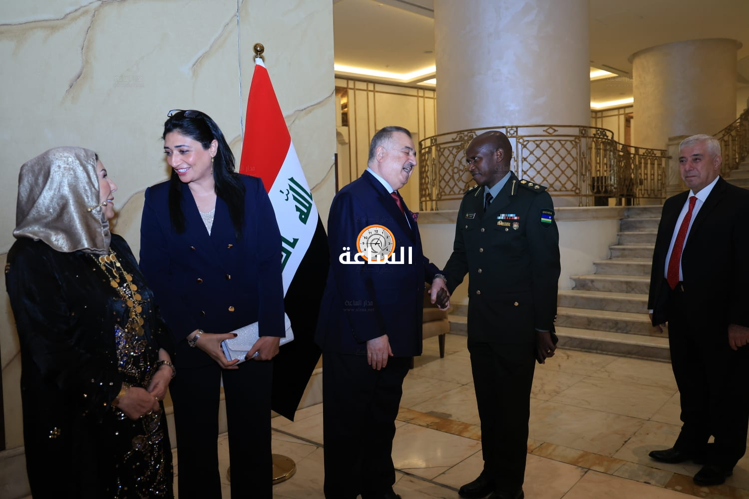 Madar Al-Saa Images 0.004442403905092762