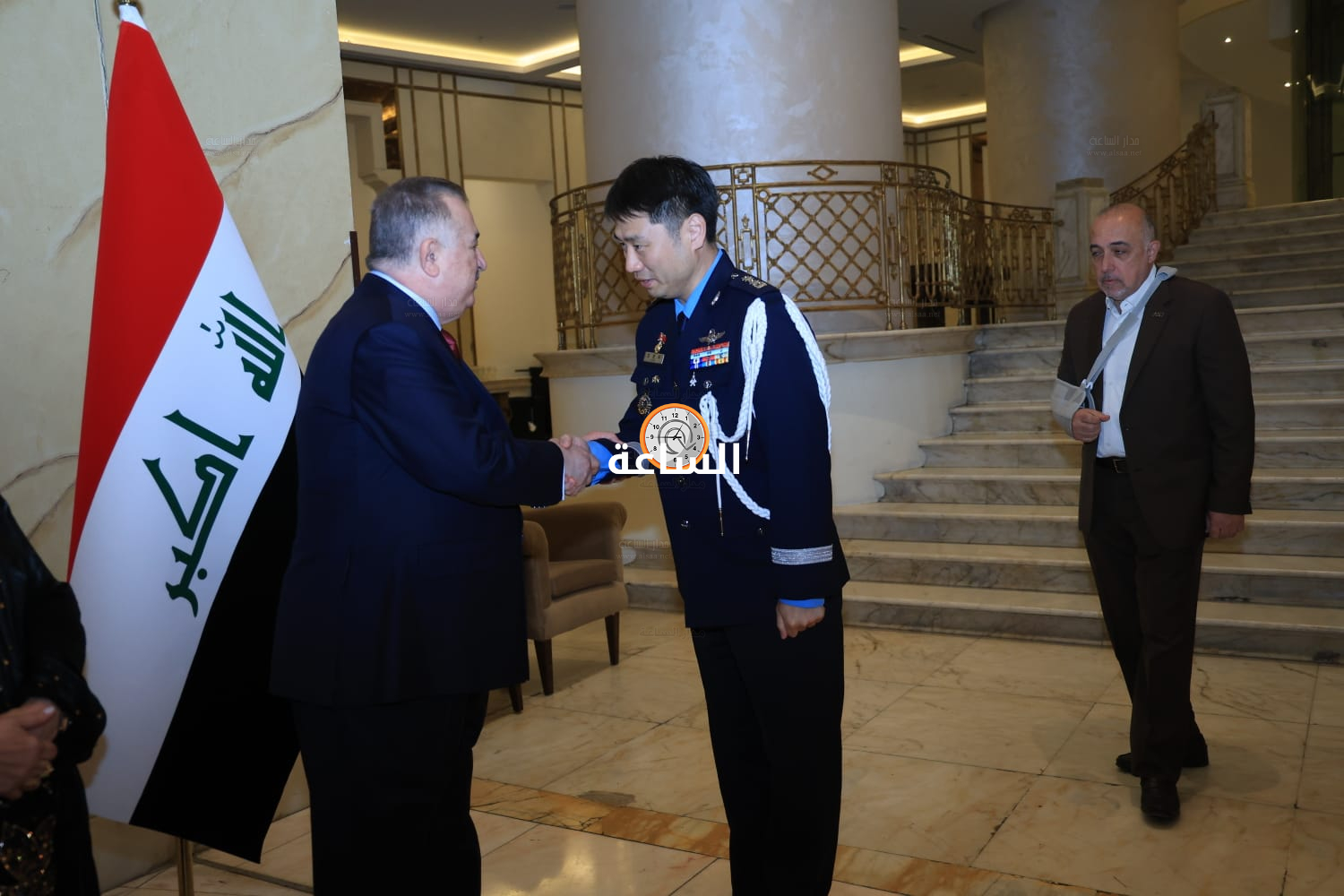 Madar Al-Saa Images 0.23318685481158485