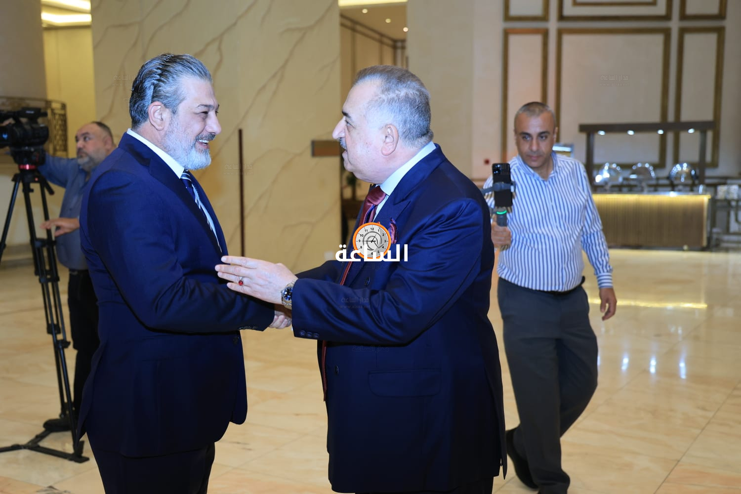 Madar Al-Saa Images 0.4393329370486242