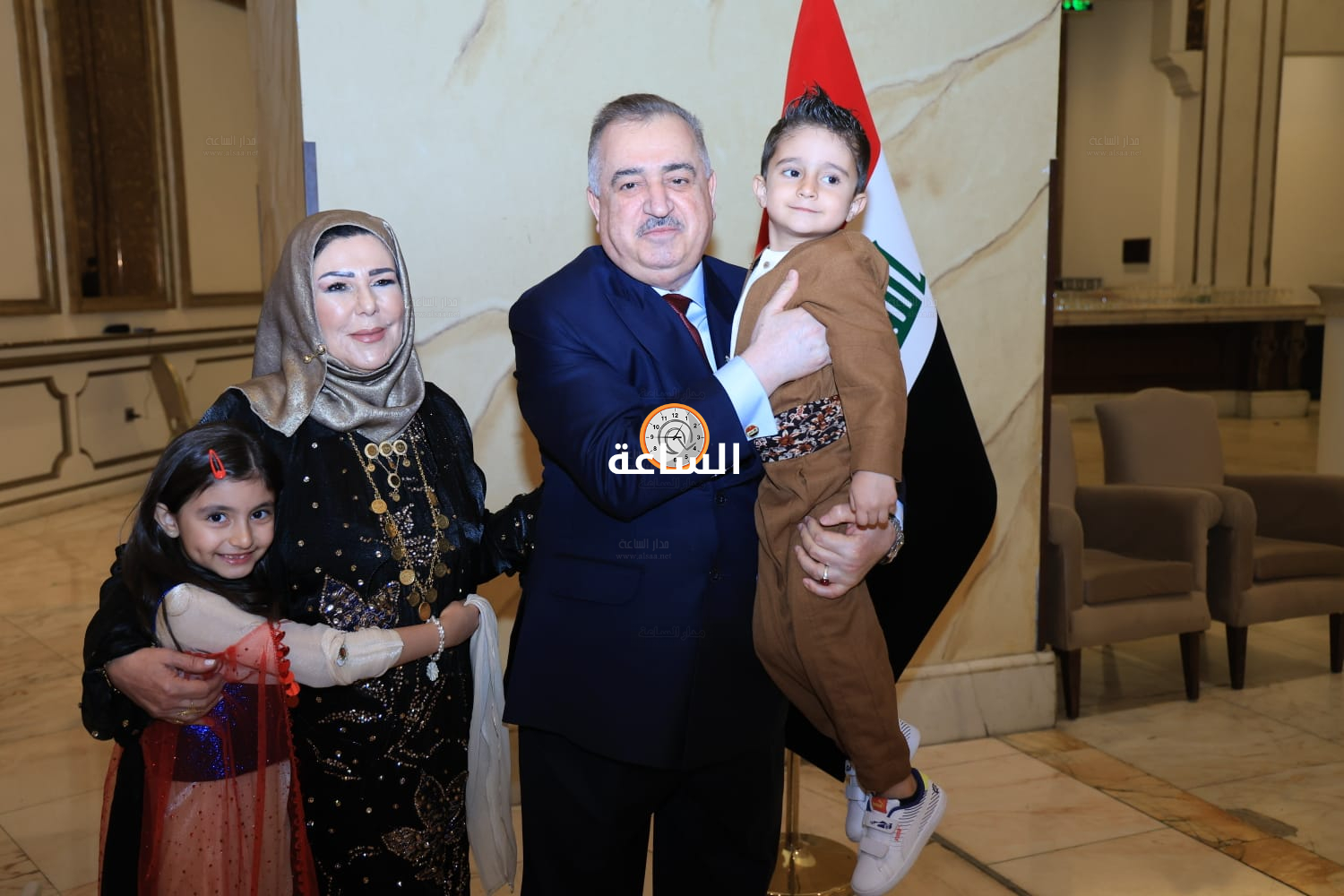 Madar Al-Saa Images 0.267542146484713