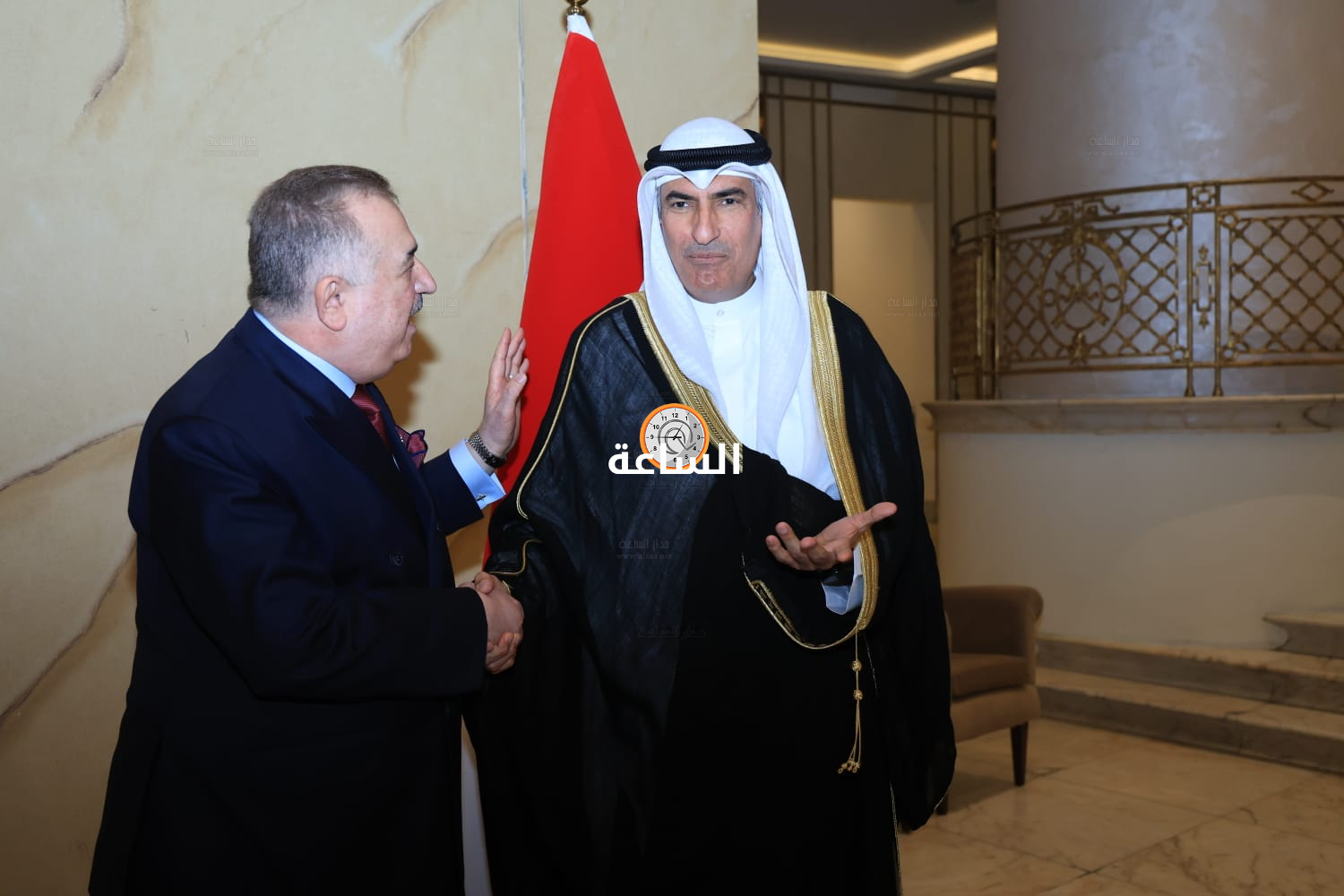 Madar Al-Saa Images 0.11223221922722748