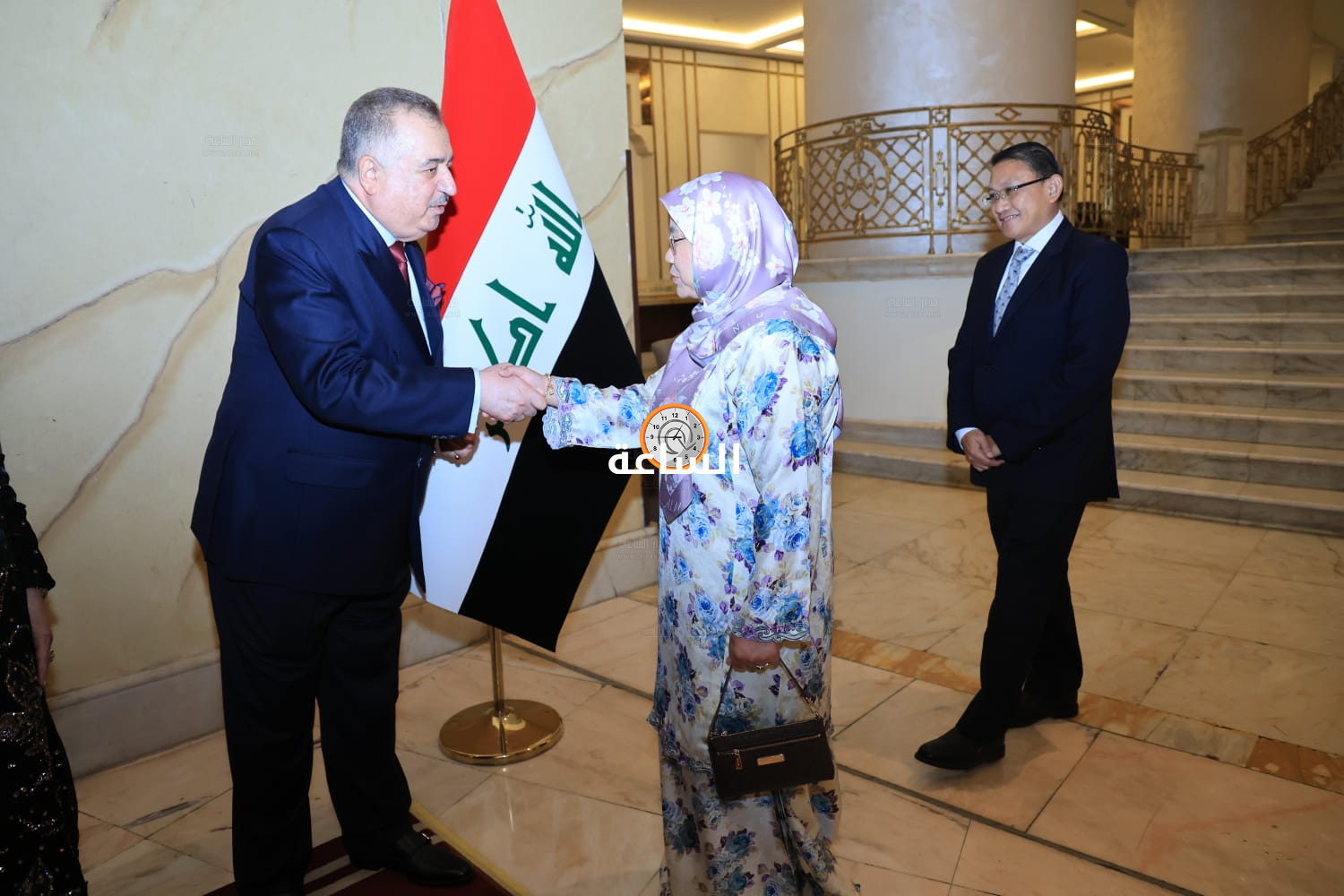 Madar Al-Saa Images 0.6635390695537853