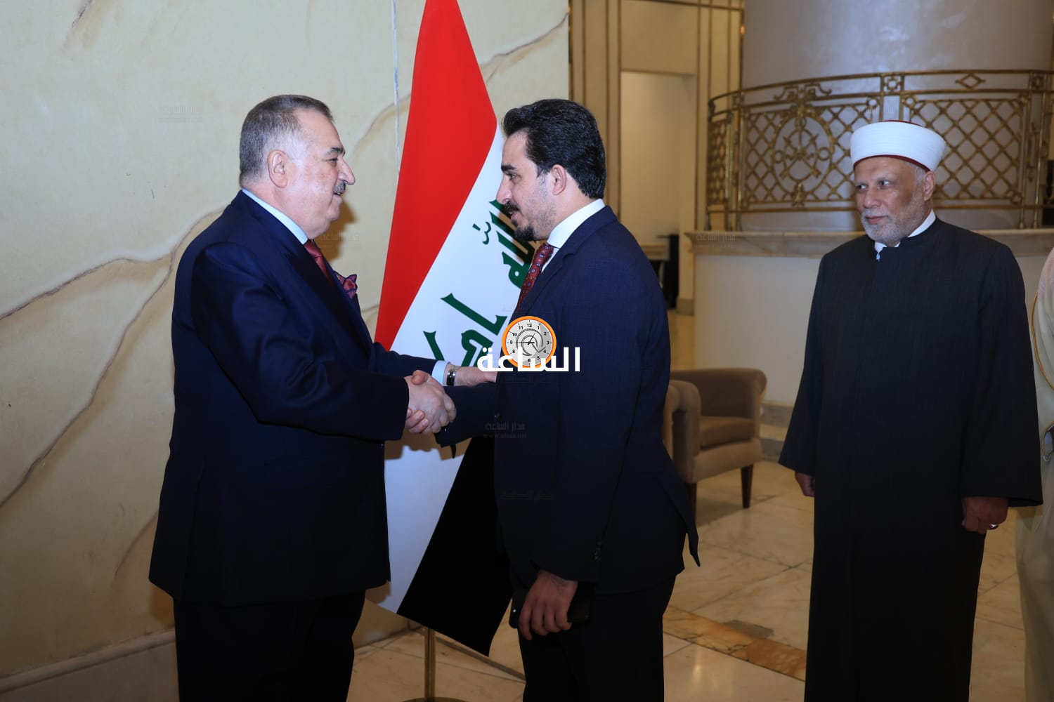 Madar Al-Saa Images 0.11412431315286786