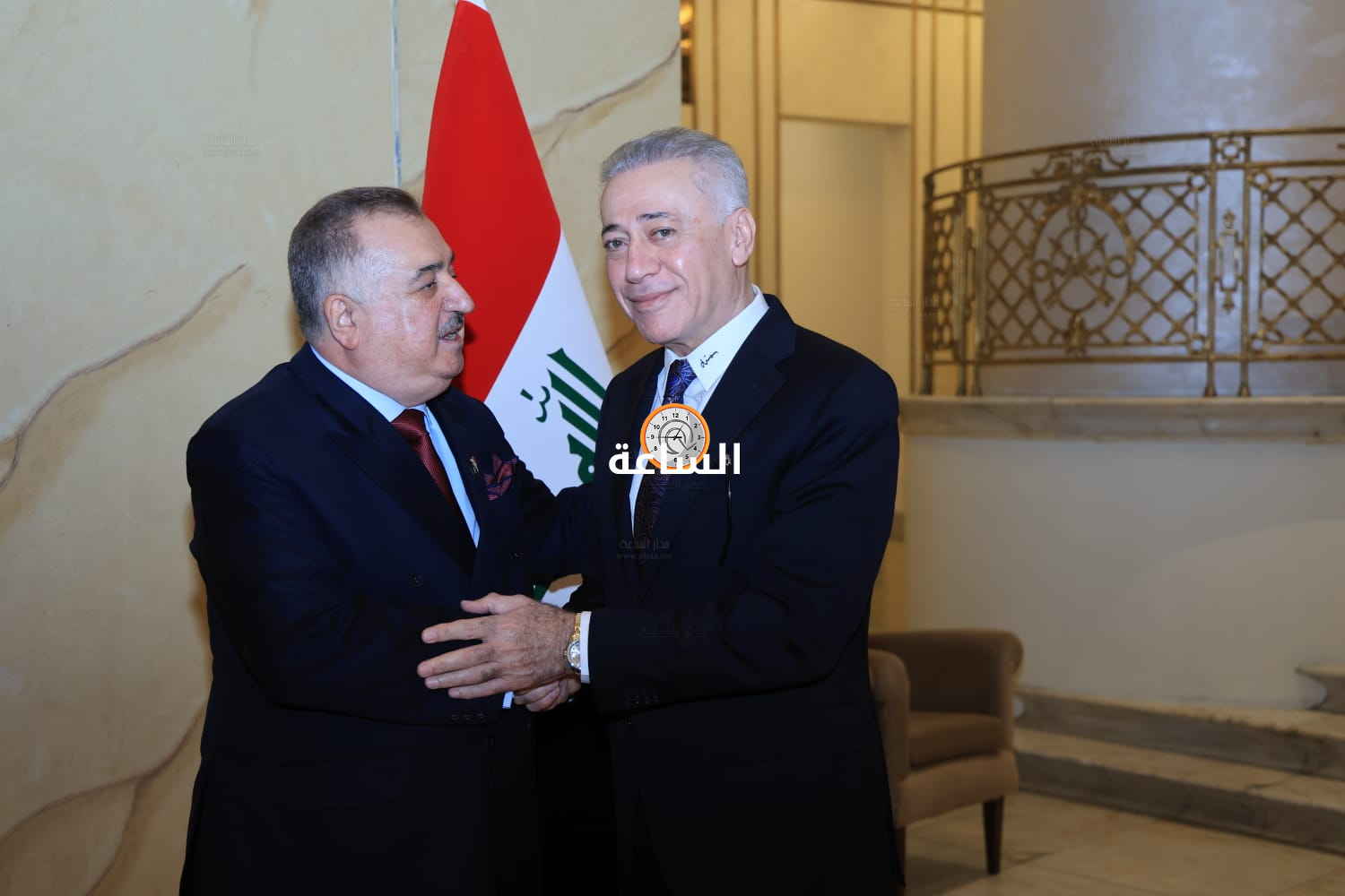 Madar Al-Saa Images 0.7632622095532845