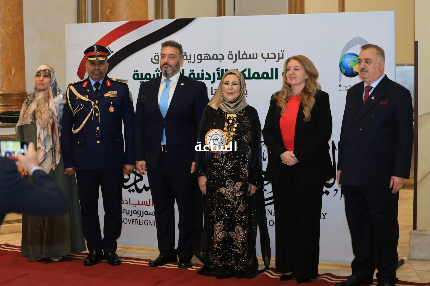 Madar Al-Saa Images 0.8077405364990113