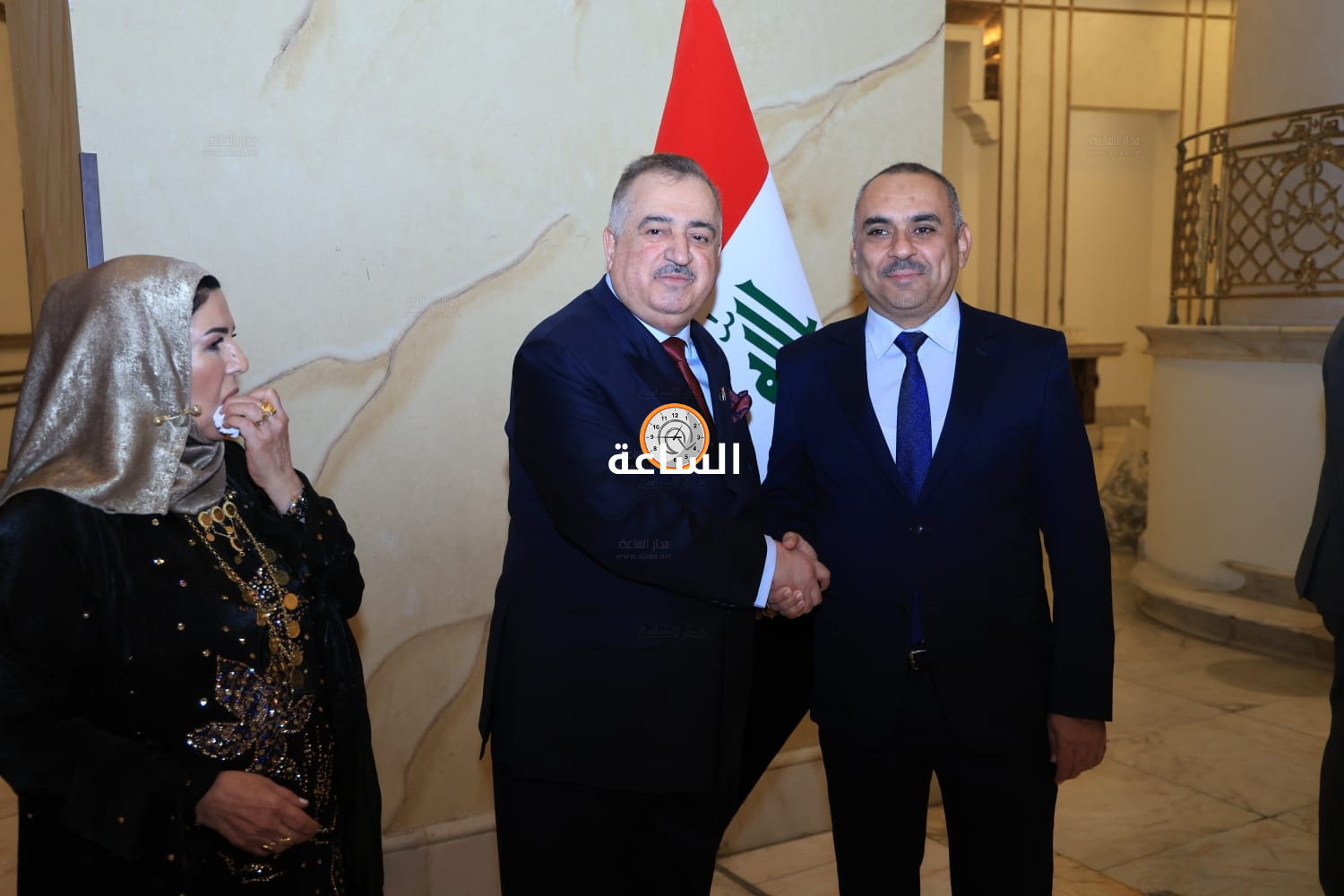 Madar Al-Saa Images 0.8253412132837461