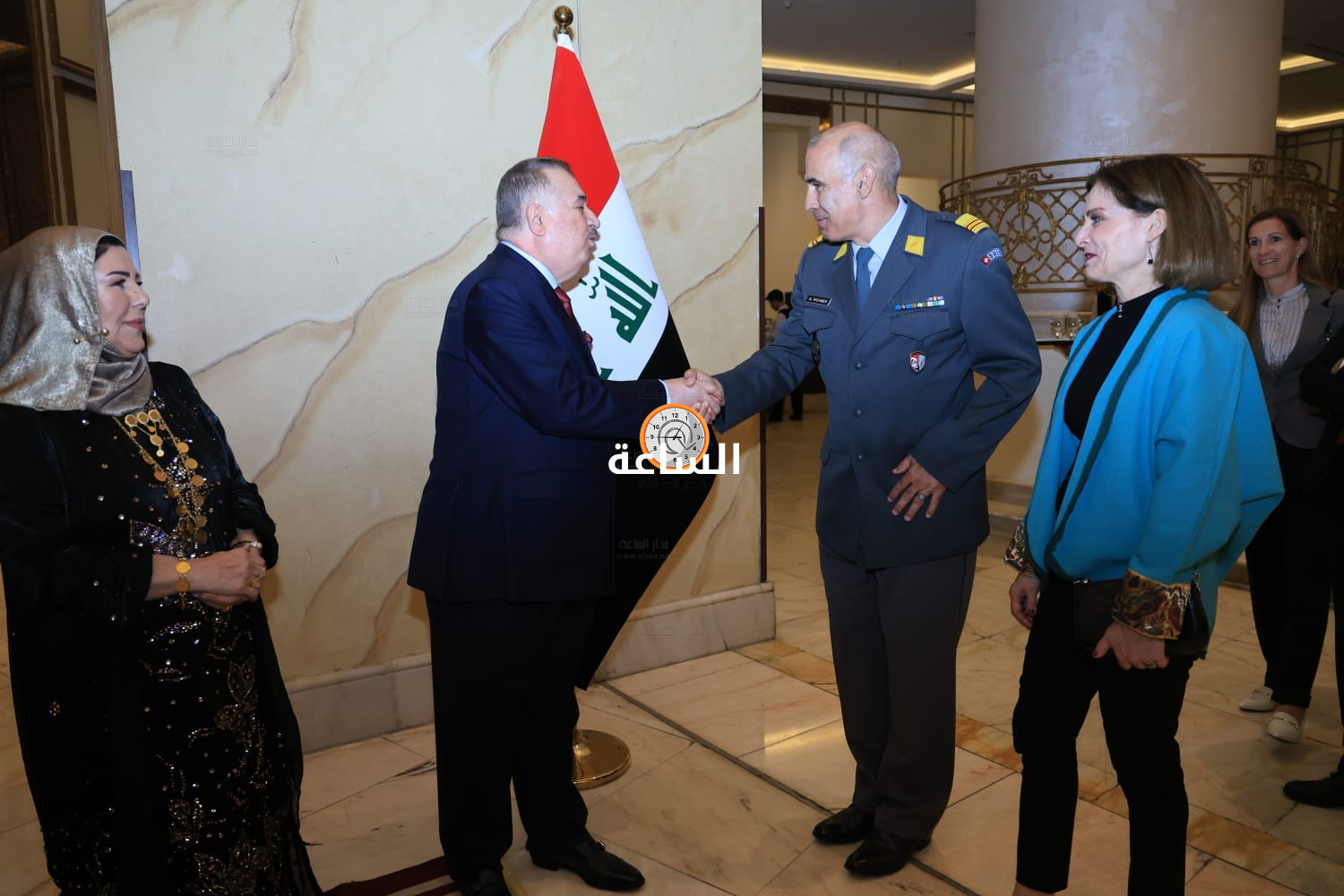 Madar Al-Saa Images 0.32205346727536865