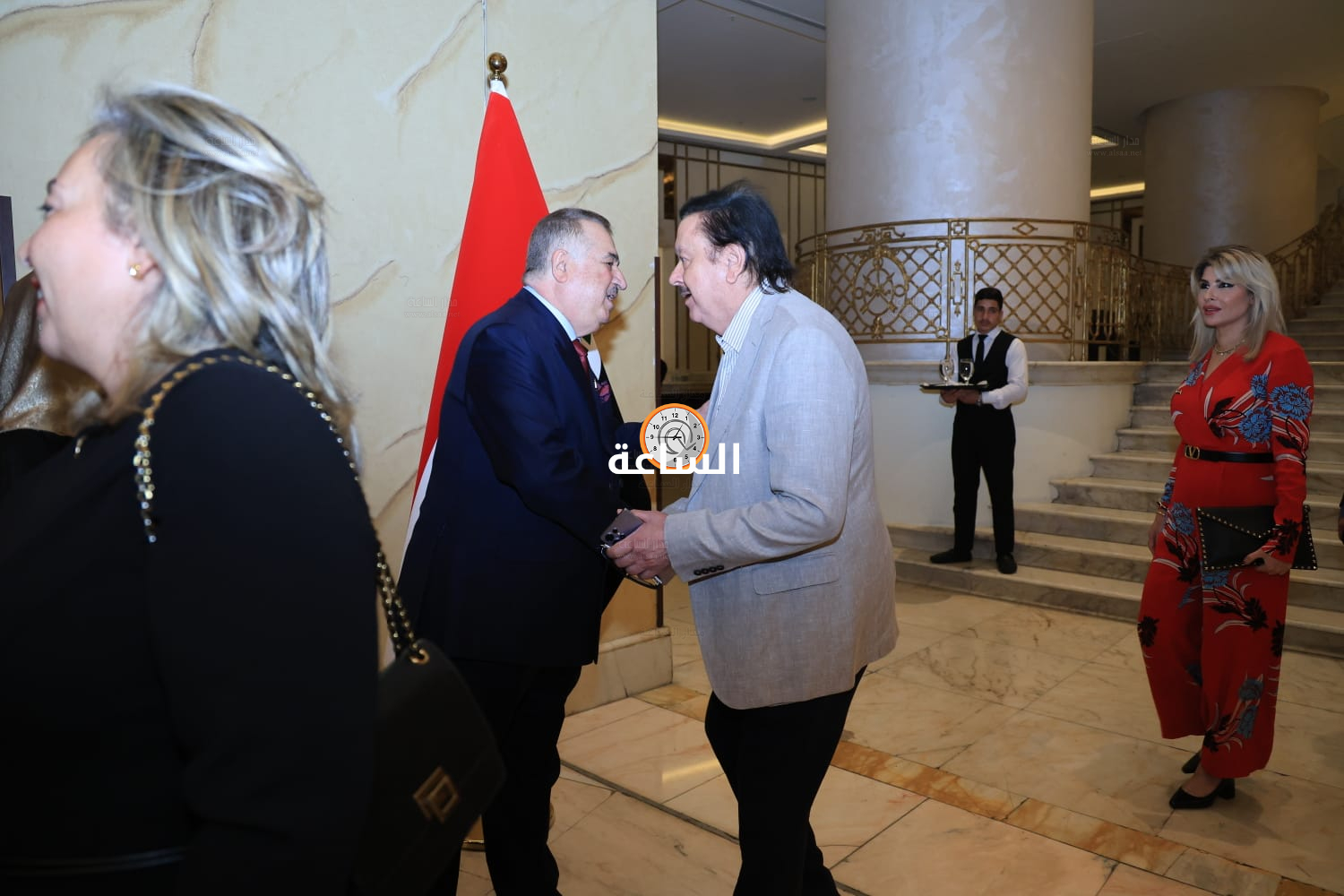 Madar Al-Saa Images 0.7048235307391056