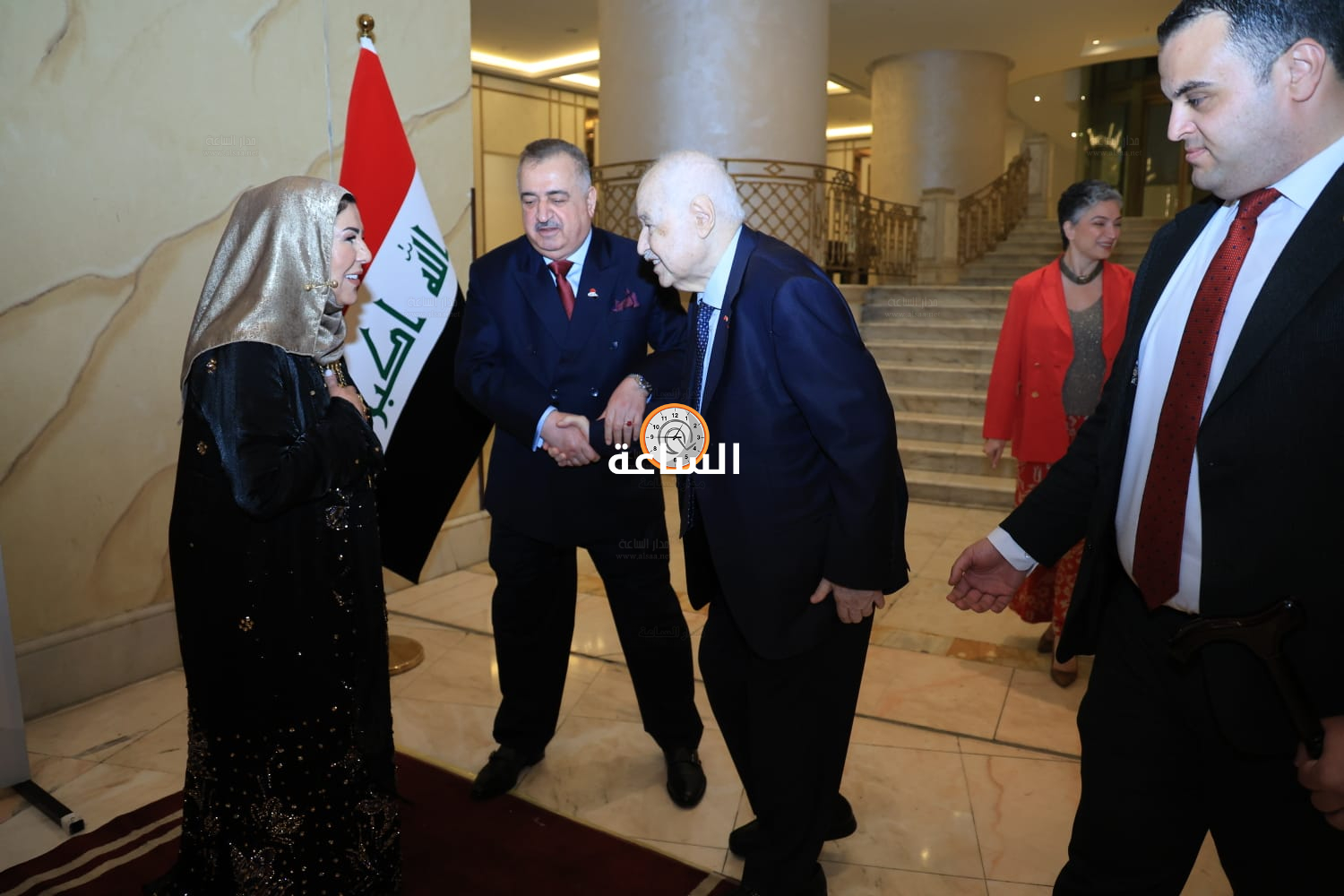 Madar Al-Saa Images 0.6455442364819802