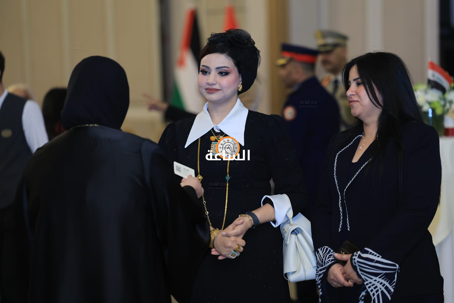 Madar Al-Saa Images 0.9743392145903442