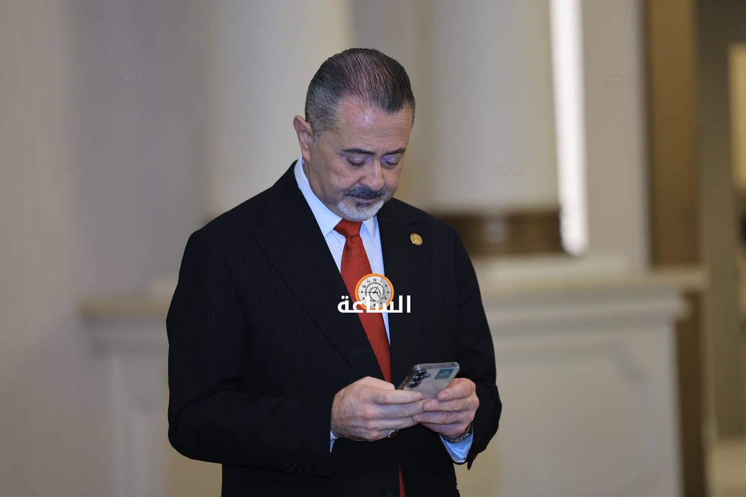 Madar Al-Saa Images 0.4860945521442994