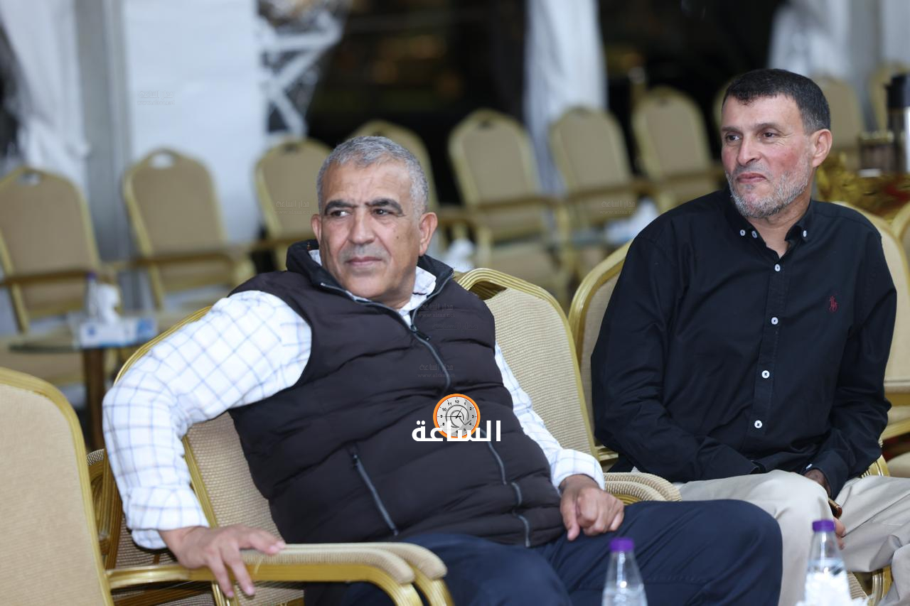 Madar Al-Saa Images 0.7325839145609341