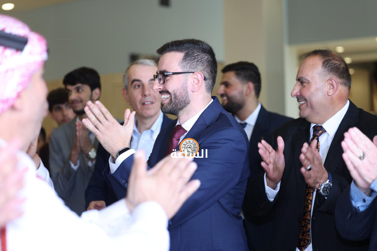 Madar Al-Saa Images 0.17038817255957328