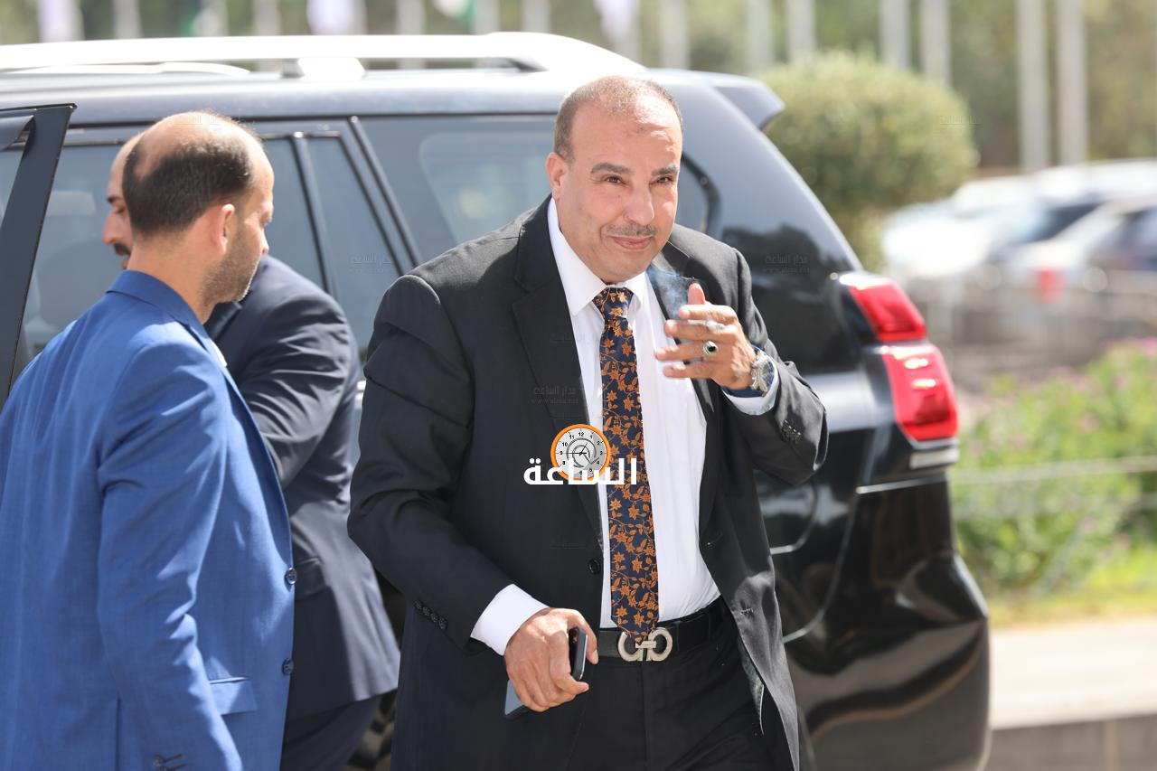 Madar Al-Saa Images 0.23681665145549924