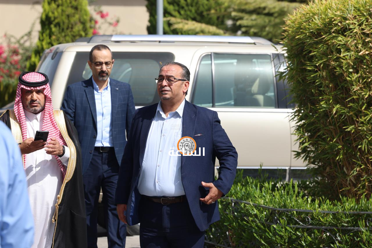 Madar Al-Saa Images 0.4179620956725182