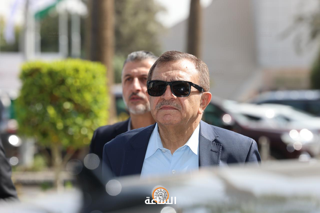 Madar Al-Saa Images 0.4973189503115194