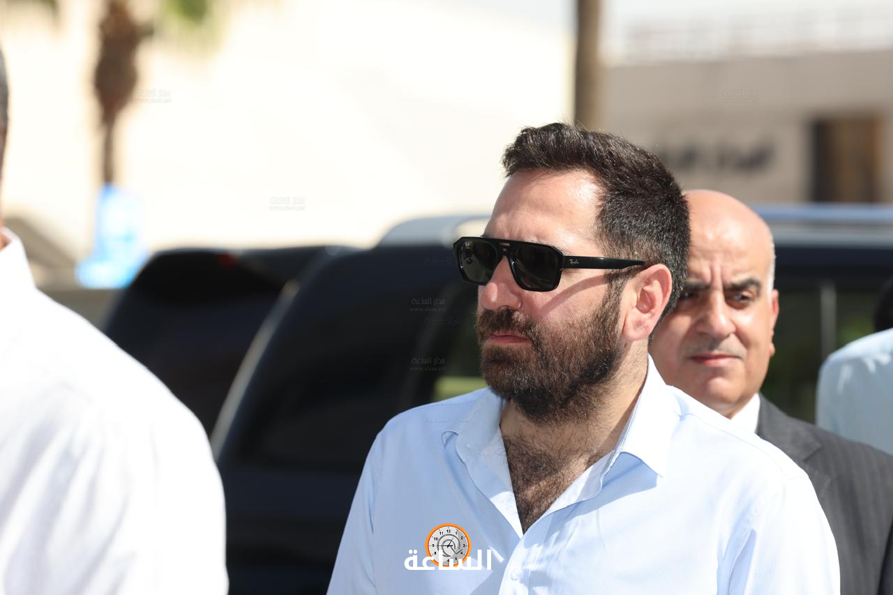 Madar Al-Saa Images 0.2412191332113427