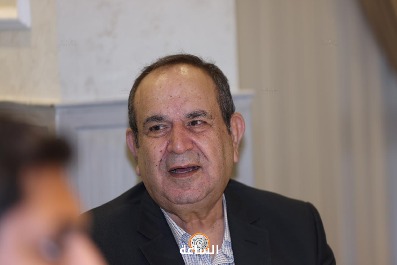 Madar Al-Saa Images 0.4870715953988154
