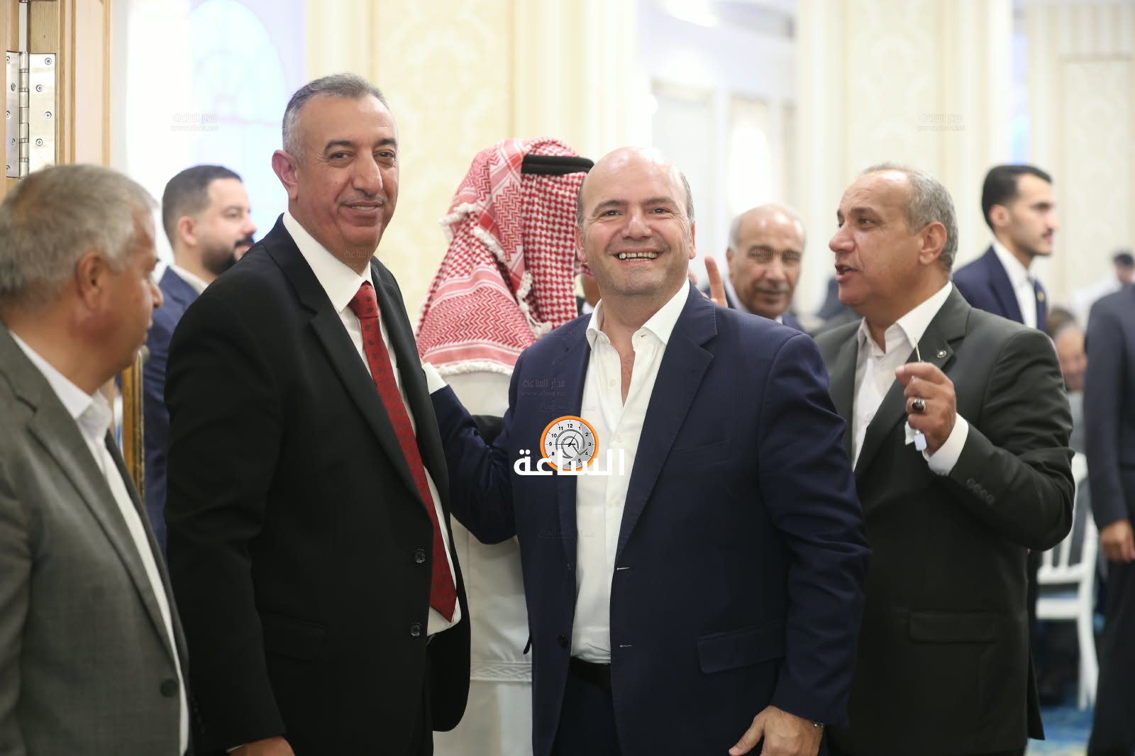 Madar Al-Saa Images 0.8888057137712609