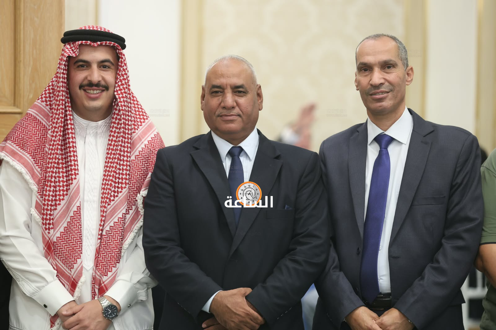 Madar Al-Saa Images 0.01047787435816605