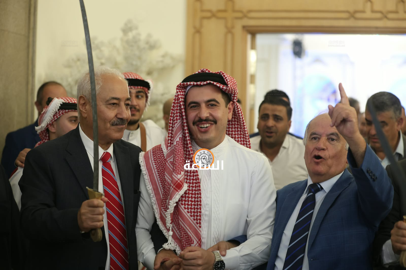 Madar Al-Saa Images 0.9864694560138891
