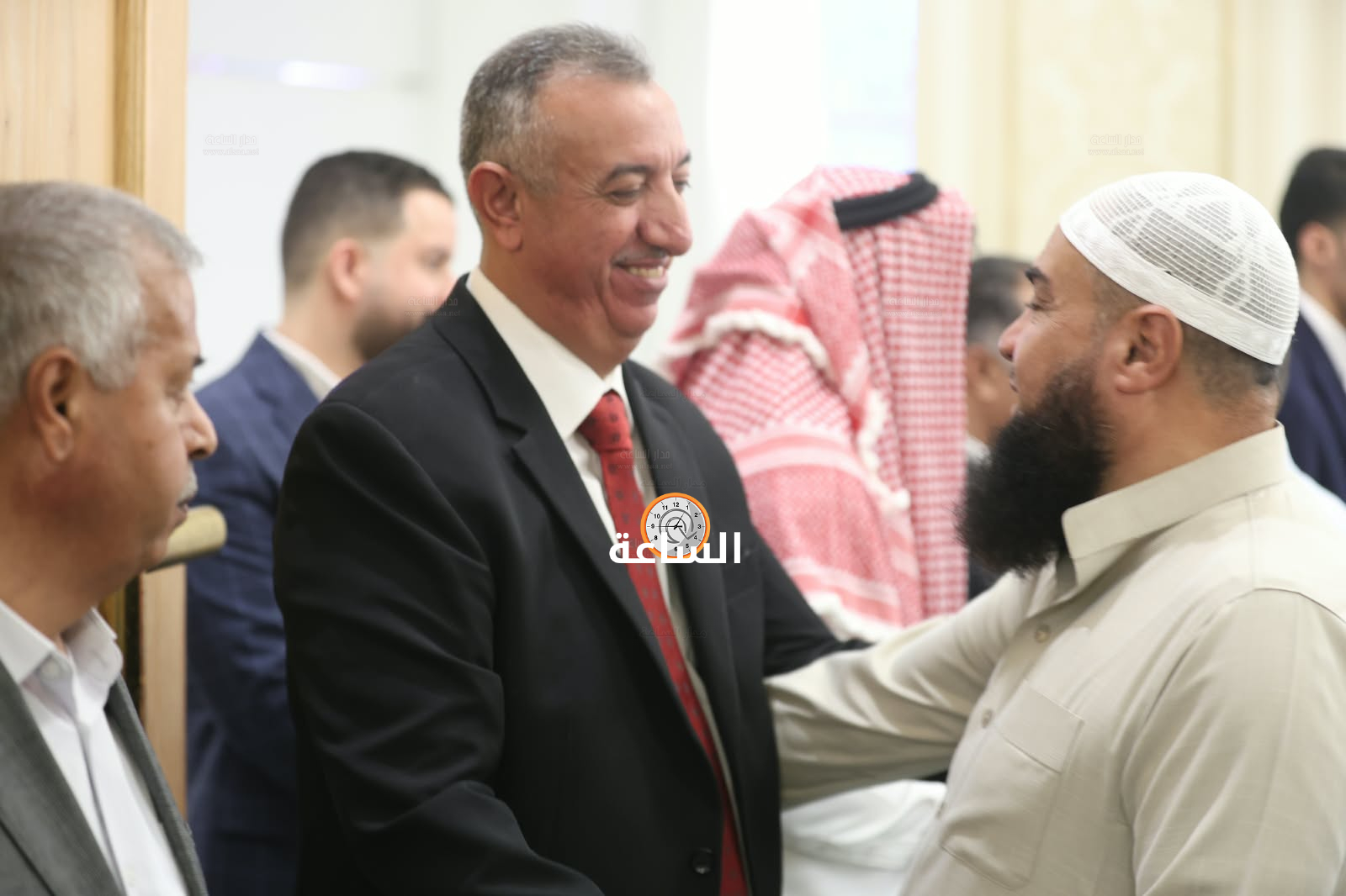 Madar Al-Saa Images 0.8536264031111237