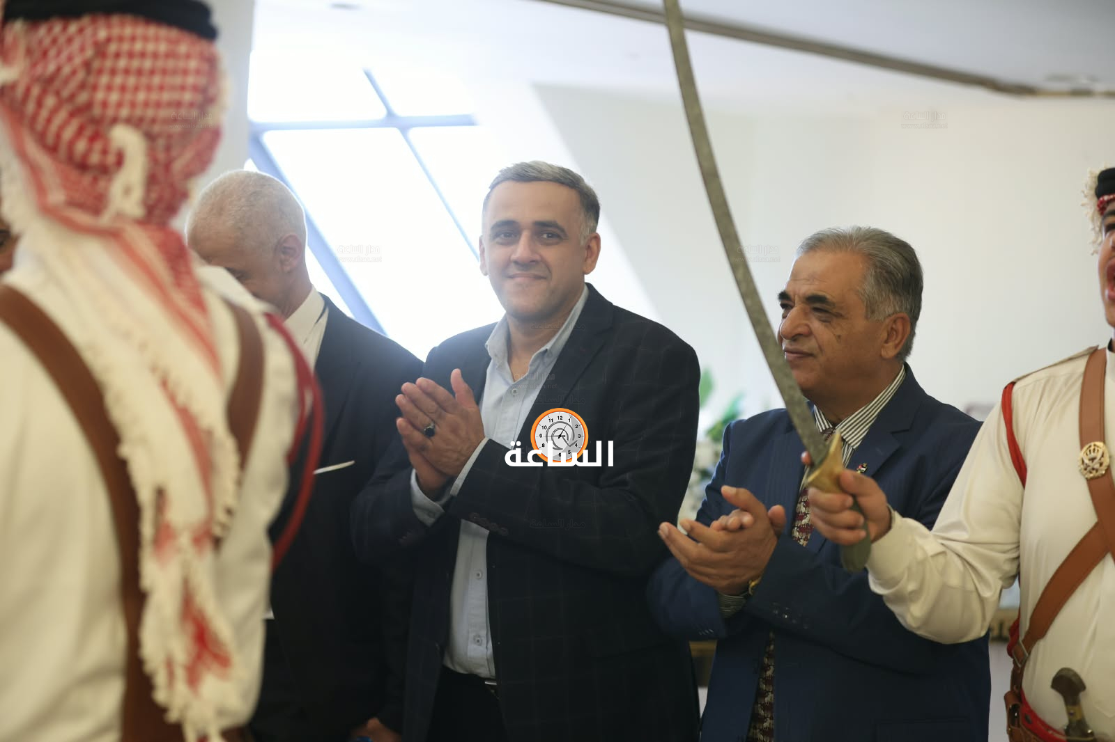Madar Al-Saa Images 0.7448773276517073