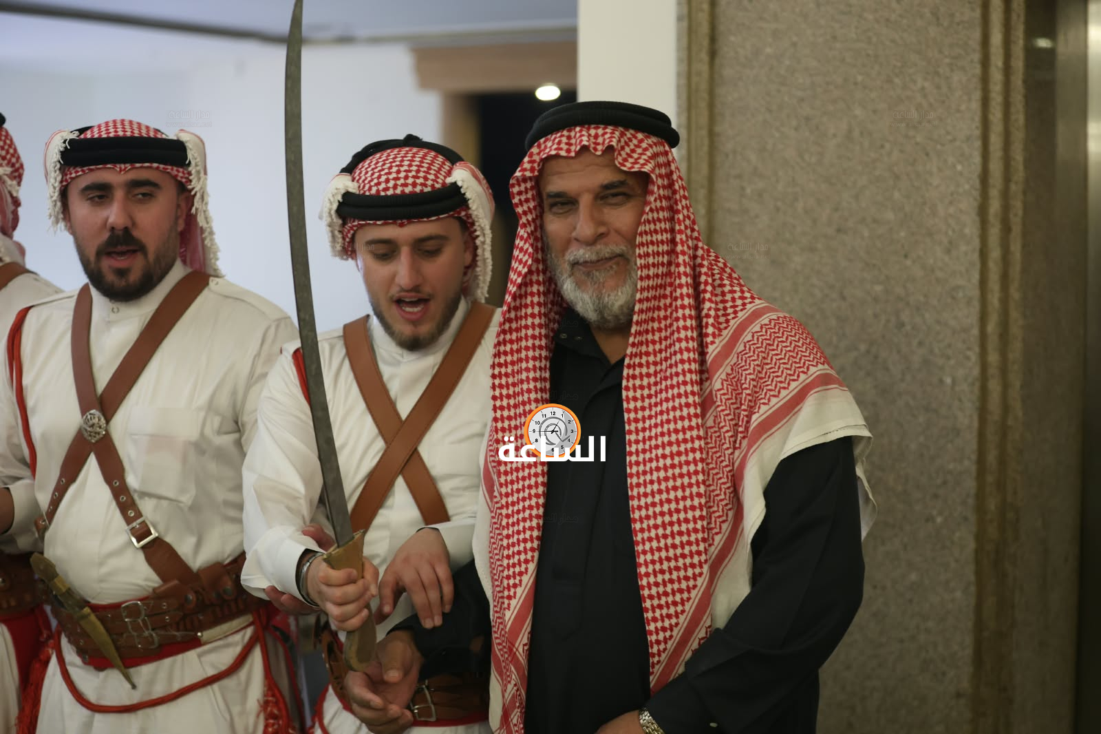 Madar Al-Saa Images 0.8329429156386194