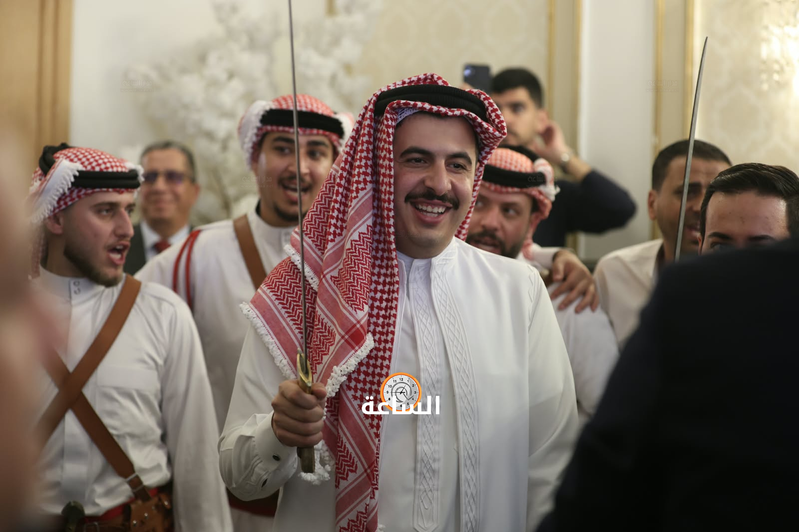 Madar Al-Saa Images 0.450823750023012
