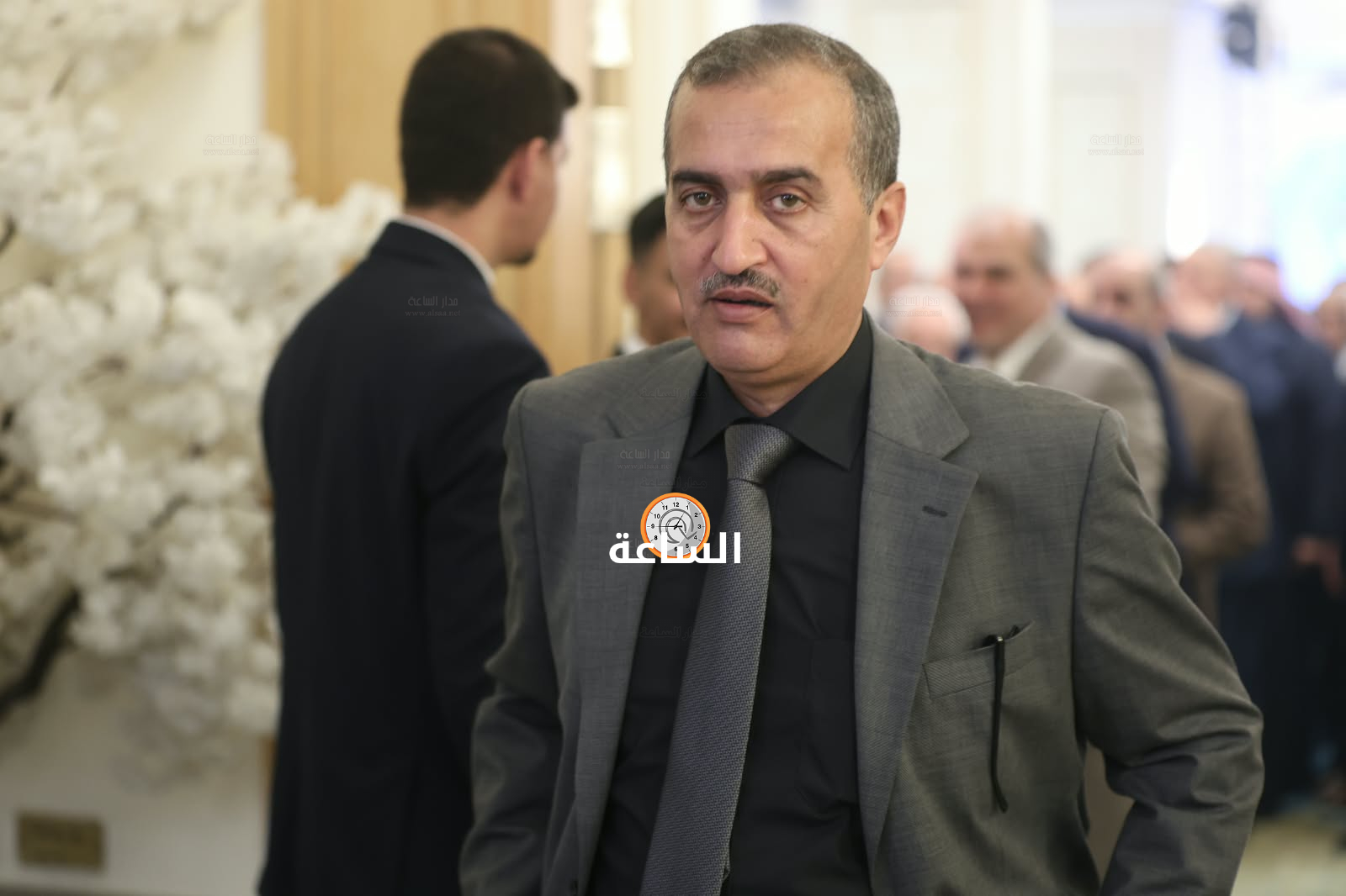 Madar Al-Saa Images 0.3601894392333512