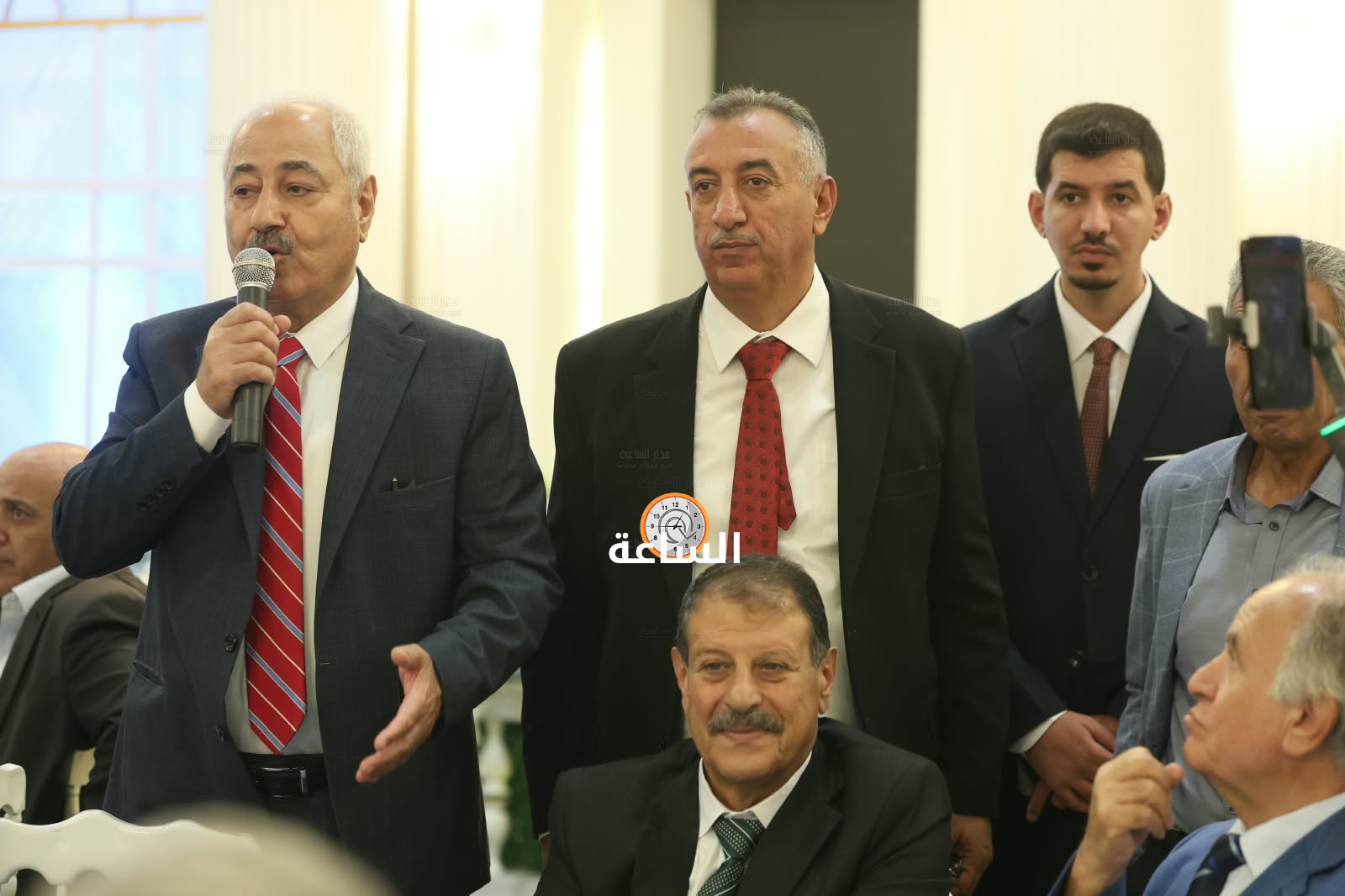 Madar Al-Saa Images 0.2501243137248541
