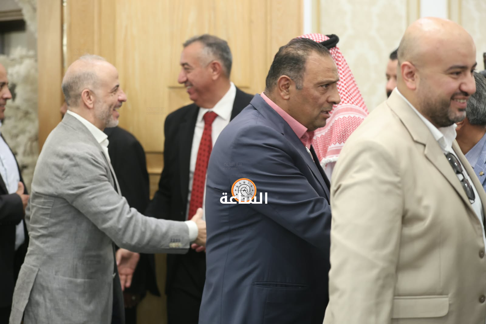Madar Al-Saa Images 0.8501138844445446