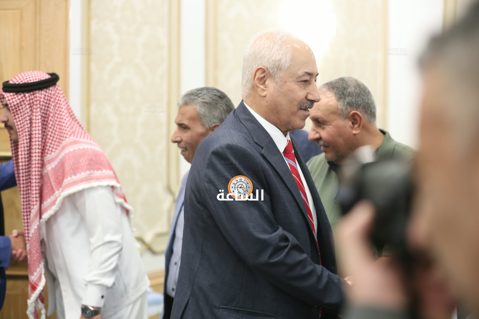 Madar Al-Saa Images 0.9417554565447159