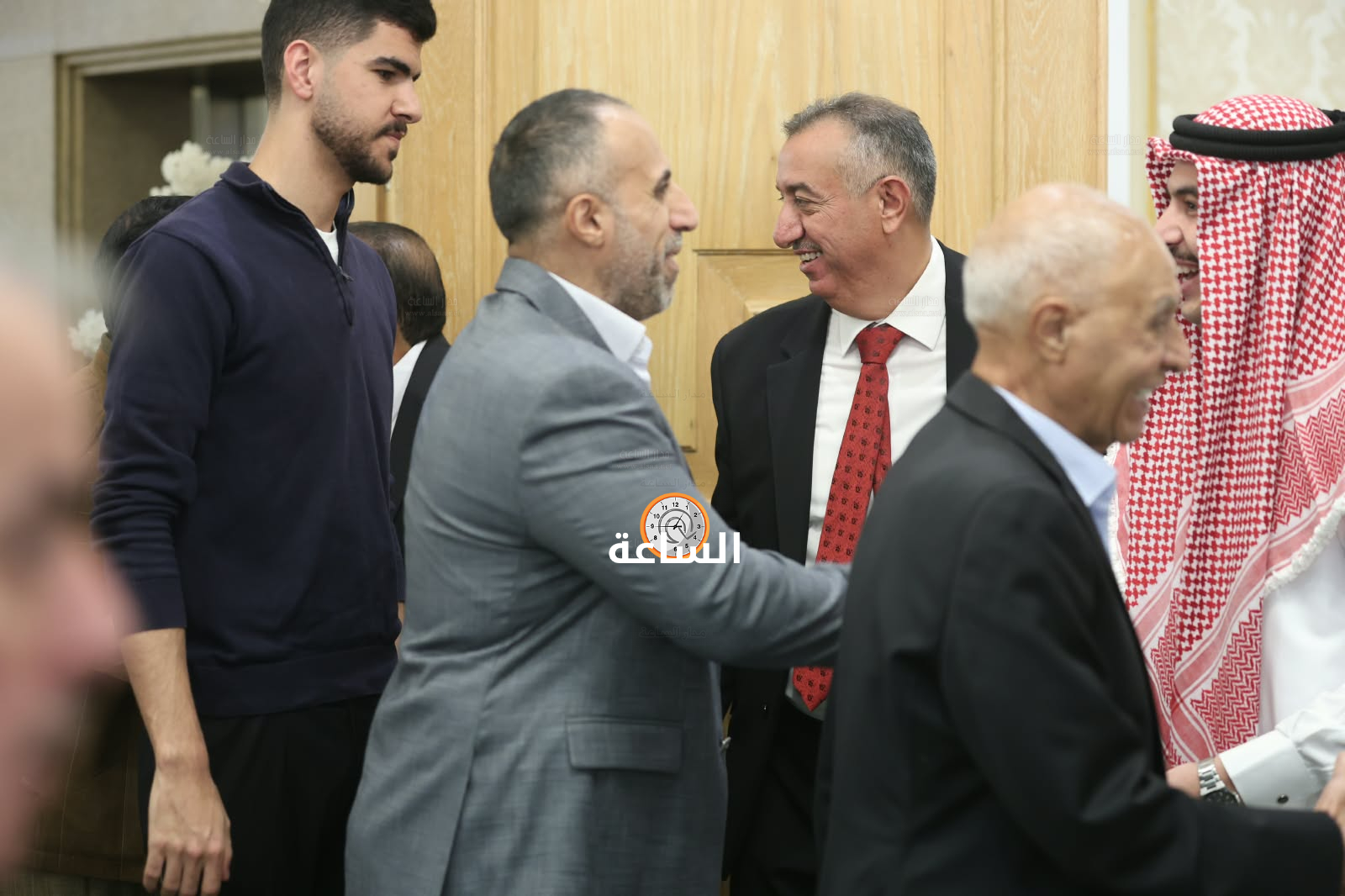 Madar Al-Saa Images 0.59537123581806