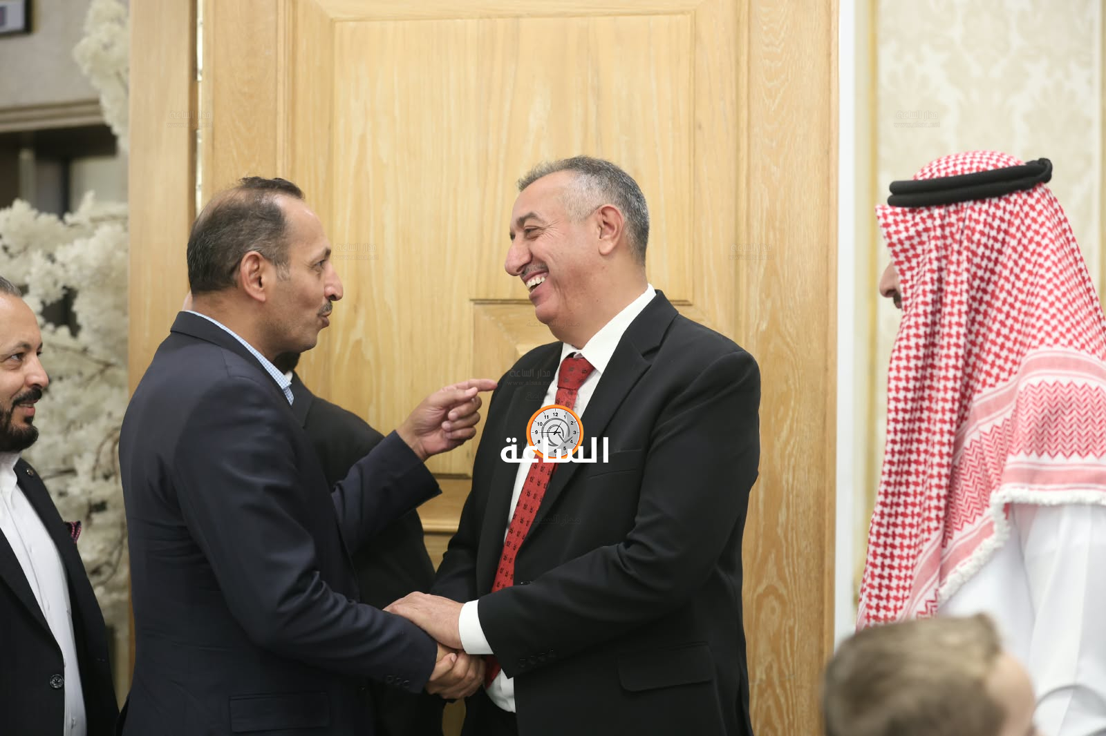 Madar Al-Saa Images 0.36518959998344536